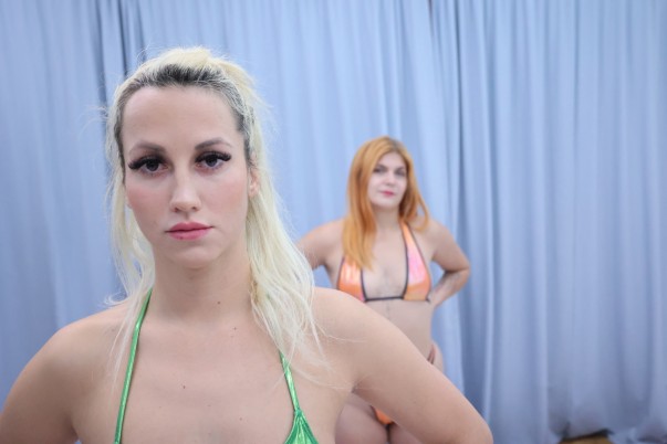 Bella vs. Saskia